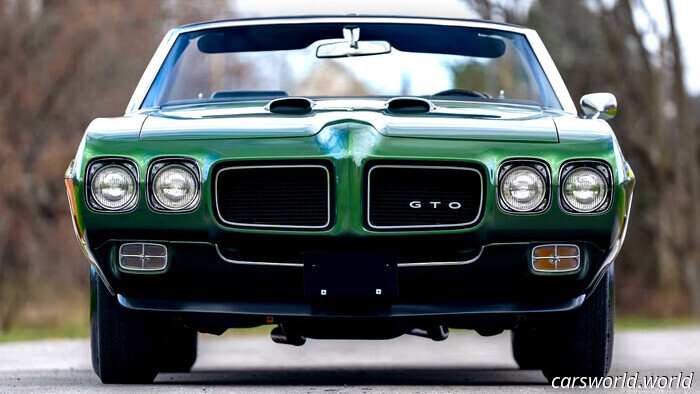 Sono stati costruiti solo 24 esemplari di queste Pontiac, e questa è l'unica rimasta con numeri corrispondenti | Carscoops